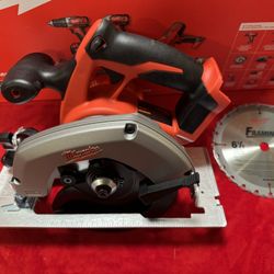 Brand New 2025 Milwaukee M18 18V Lithium-Ion Cordless 6-1/2 in. Circular Saw