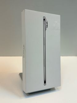 Apple iPhone 17 AIR 256gb. ( Unlocked Phone )