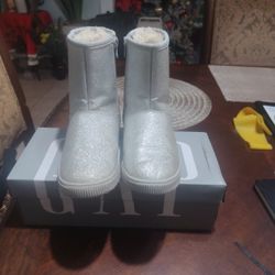 New Kids Holland Shearling Style Boots Cat Jack Silver Size 18 