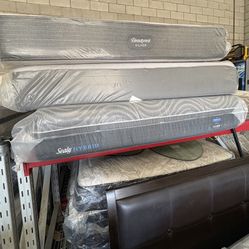 14' Queen Stearns & Foster/ kings 