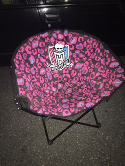 Kids langue chair great condition only 20 FIRM