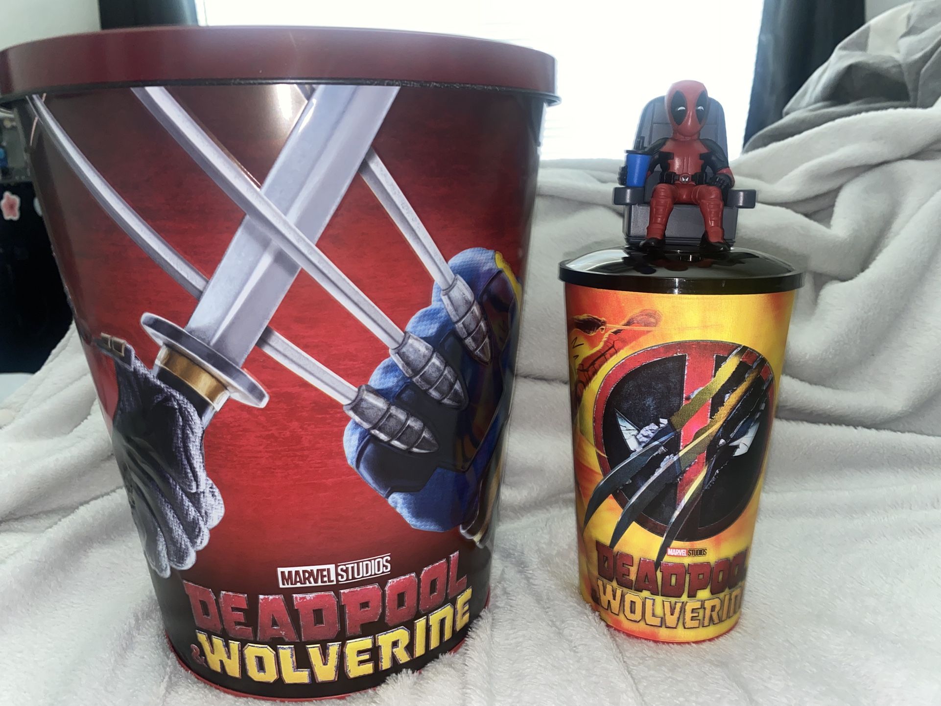 Deadpool X Wolverine Popcorn Bucket+Cup