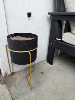 Black Metal Planter with Gold Stand