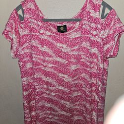 Brand New Womens shirt size m