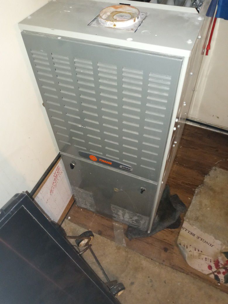 Trane Xr 80-Furnace And Ac Condenser Complete