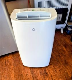 New air conditioner 14000 btu
