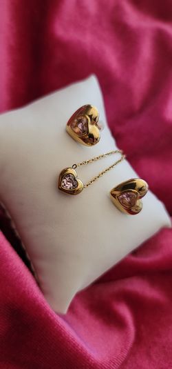 Brand new earrings and necklace