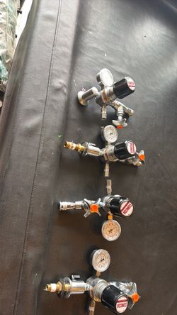 Med gas grade valves