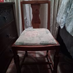 Vintage Oak Chair