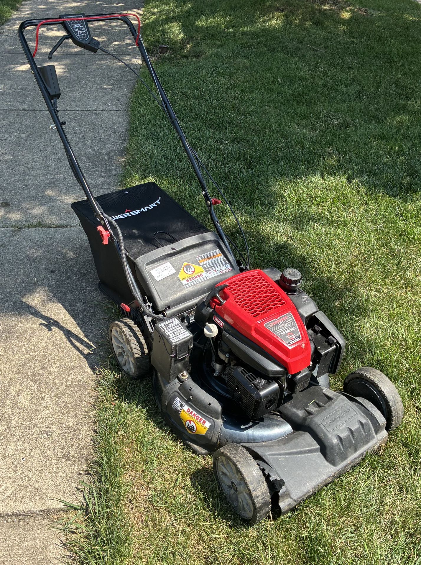 Troy Bilt Self Propelled Lawn Mower with Bag