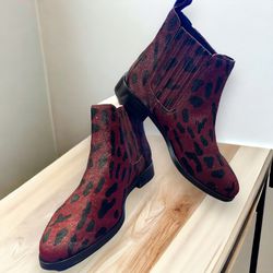 Haventa Dyed Calf Hair Leather Booties size 7w red or deep wine color