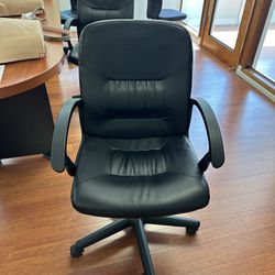 Black office chair x6