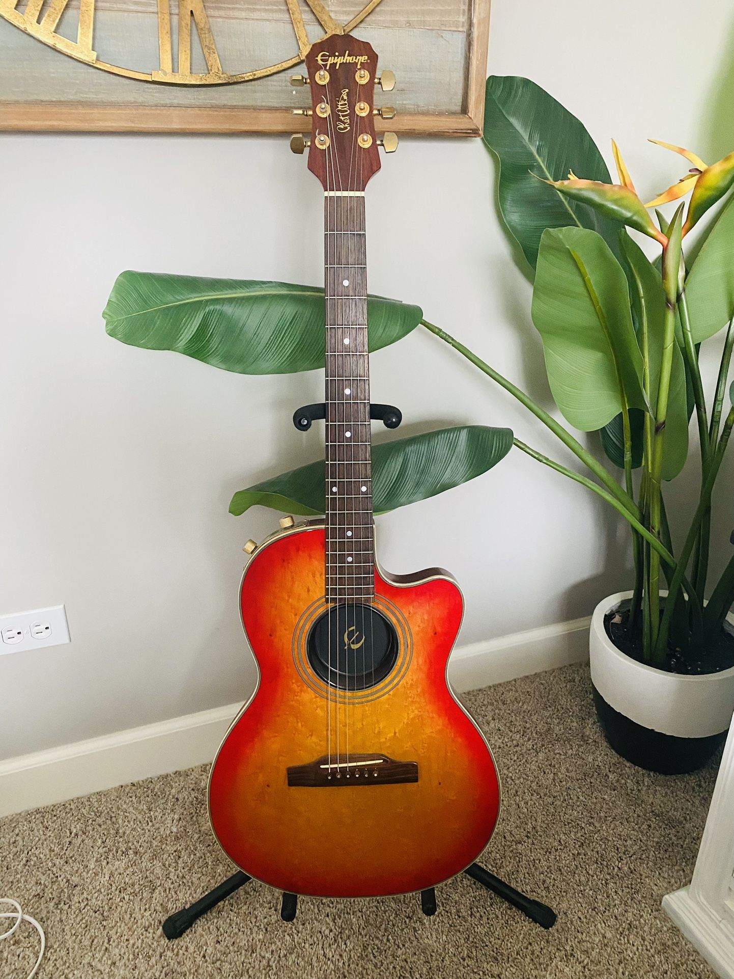 Epiphone Chet Atkins SST Electric/Acoustic Guitar Sunburst