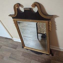 Antique Mahogany Federal Style Wall Mirror 