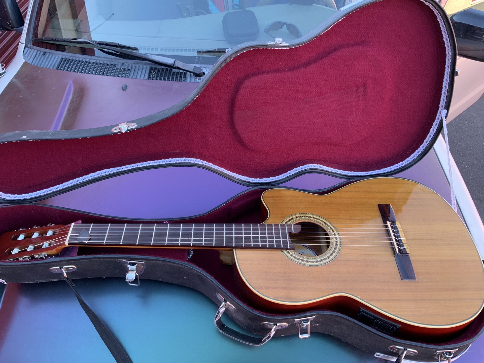 All Handmade Classical Guitar With Road Case