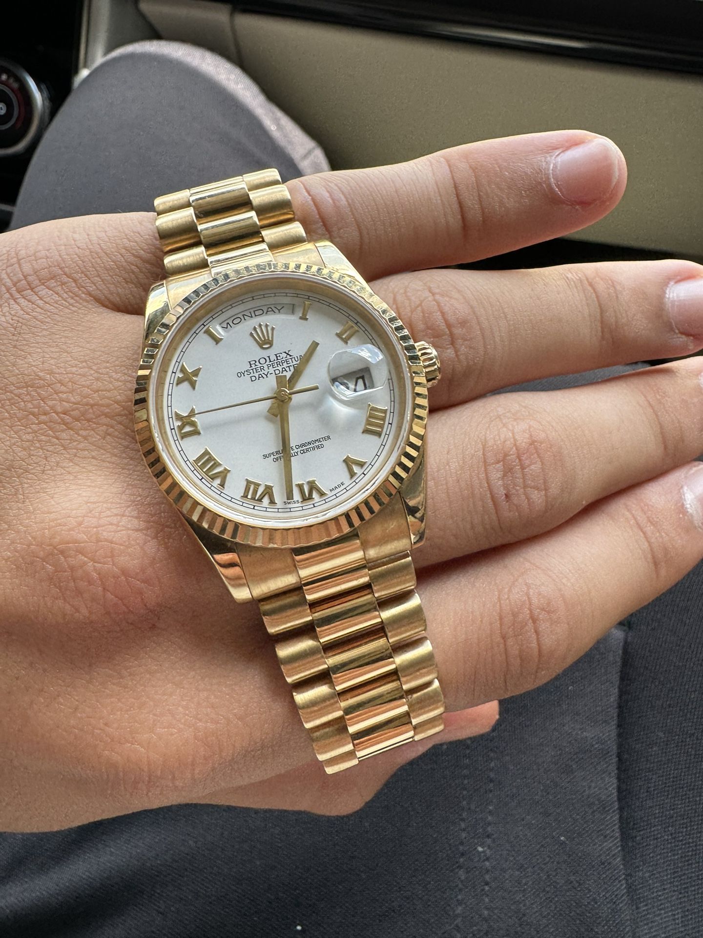 Rolex Daydate President 36mm Yellow Gold Román Dial Numbers