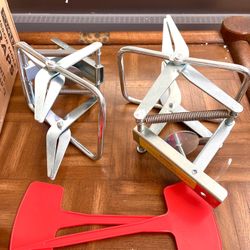 Mole Scissor Traps brand New (2 Pack) need to be gone asap
