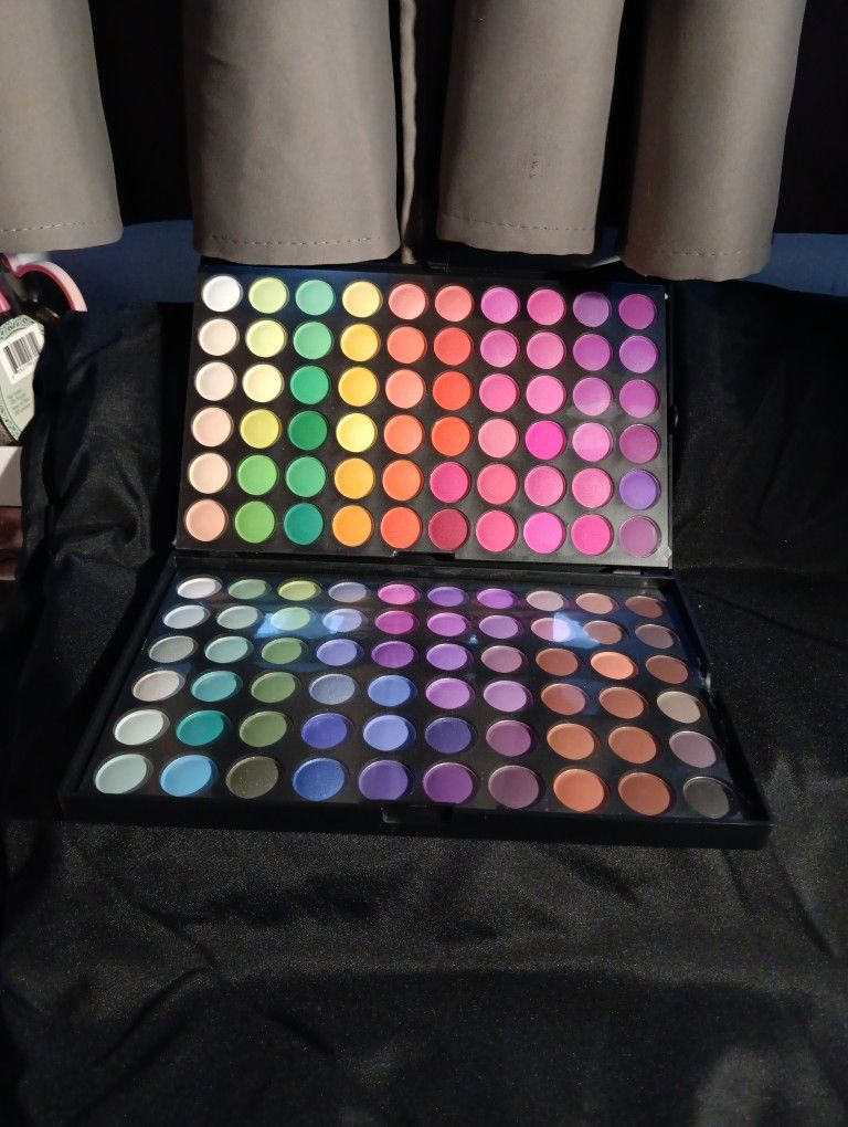 Sombras De Ojos