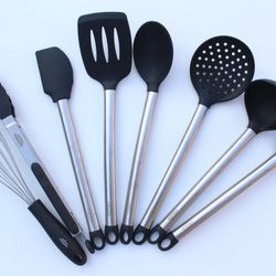 Brand New 8pcs Cooking Utensils 