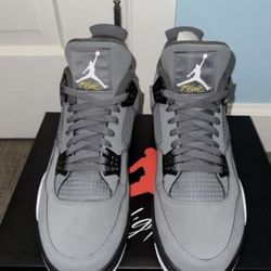 Jordan 4 Size 8