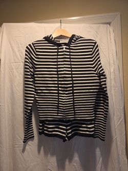 New hoodie sweater and short set
