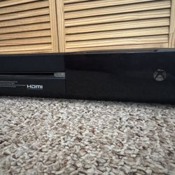 Xbox One Console Bundle – As-Is / For Parts