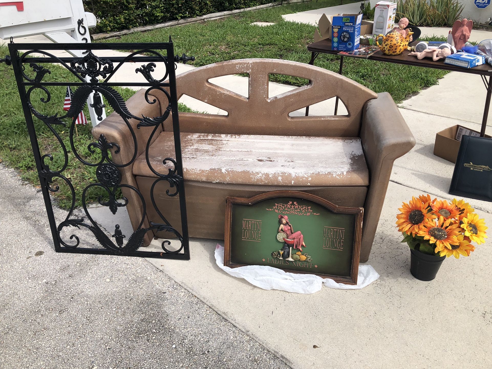 Yard Sale 6357 Seminole Ter 33063 Coral Bay