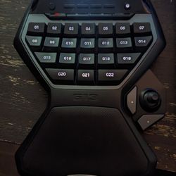 Logitech G13 Gameboard 