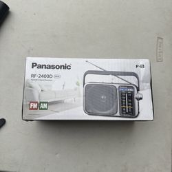 Panasonic RF-2400D Portable AM/FM Radio - Battery & AC Powered, Silver