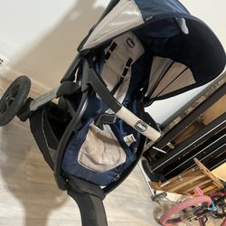 Nice Judging Stroller 