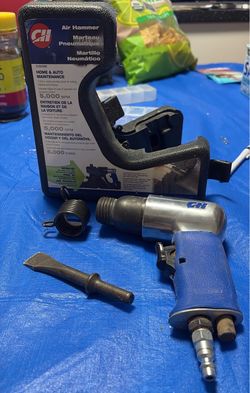 Chicago Pneumatic Air Hammer 5,000 BPM – With Chisels & Case