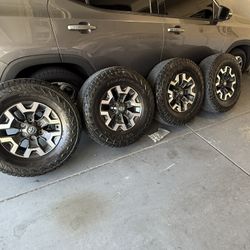 Toyota Tacoma wheels 