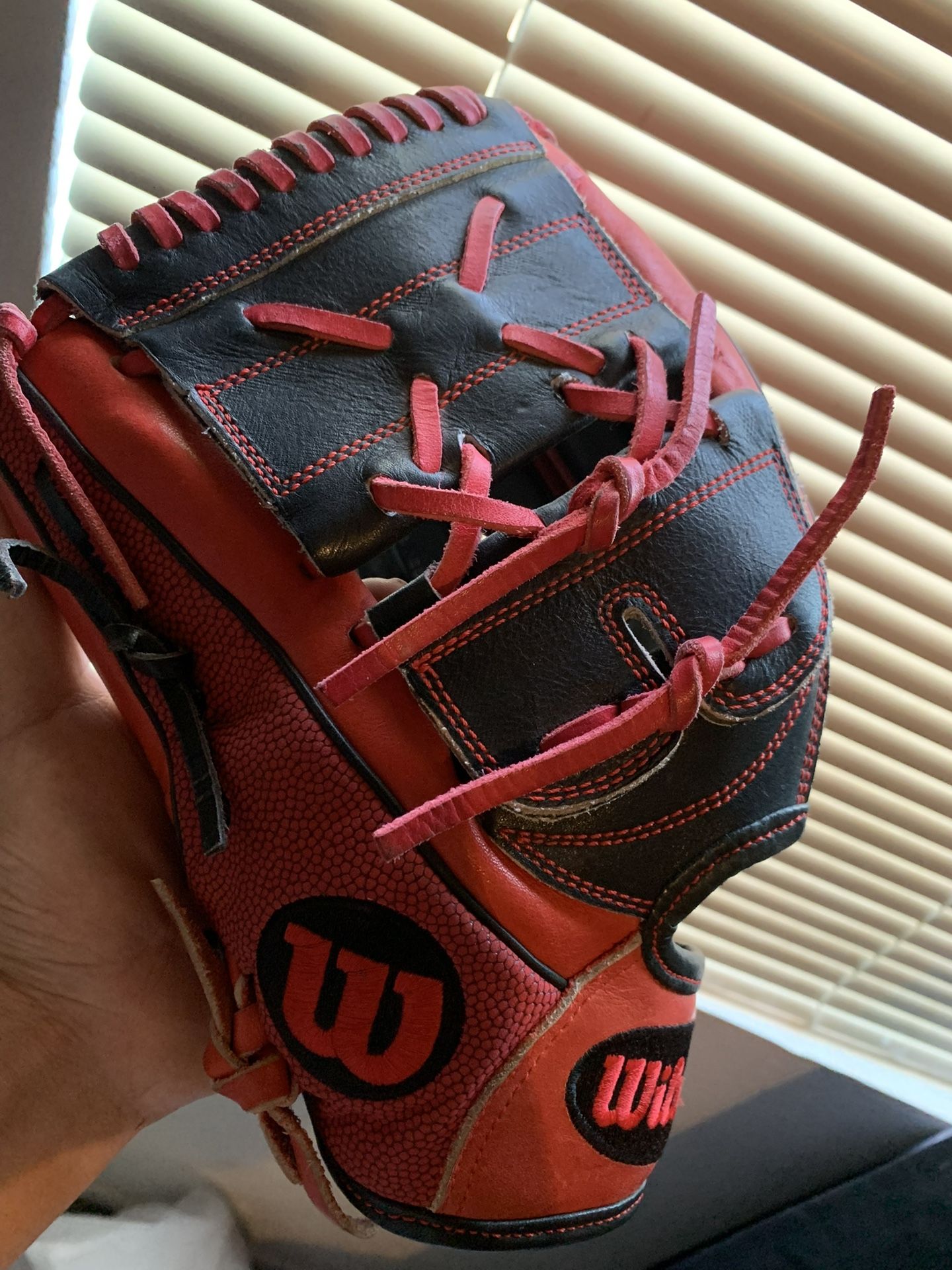 Baseball Glove 
