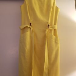 Yellow Dress With Strap And Pockets