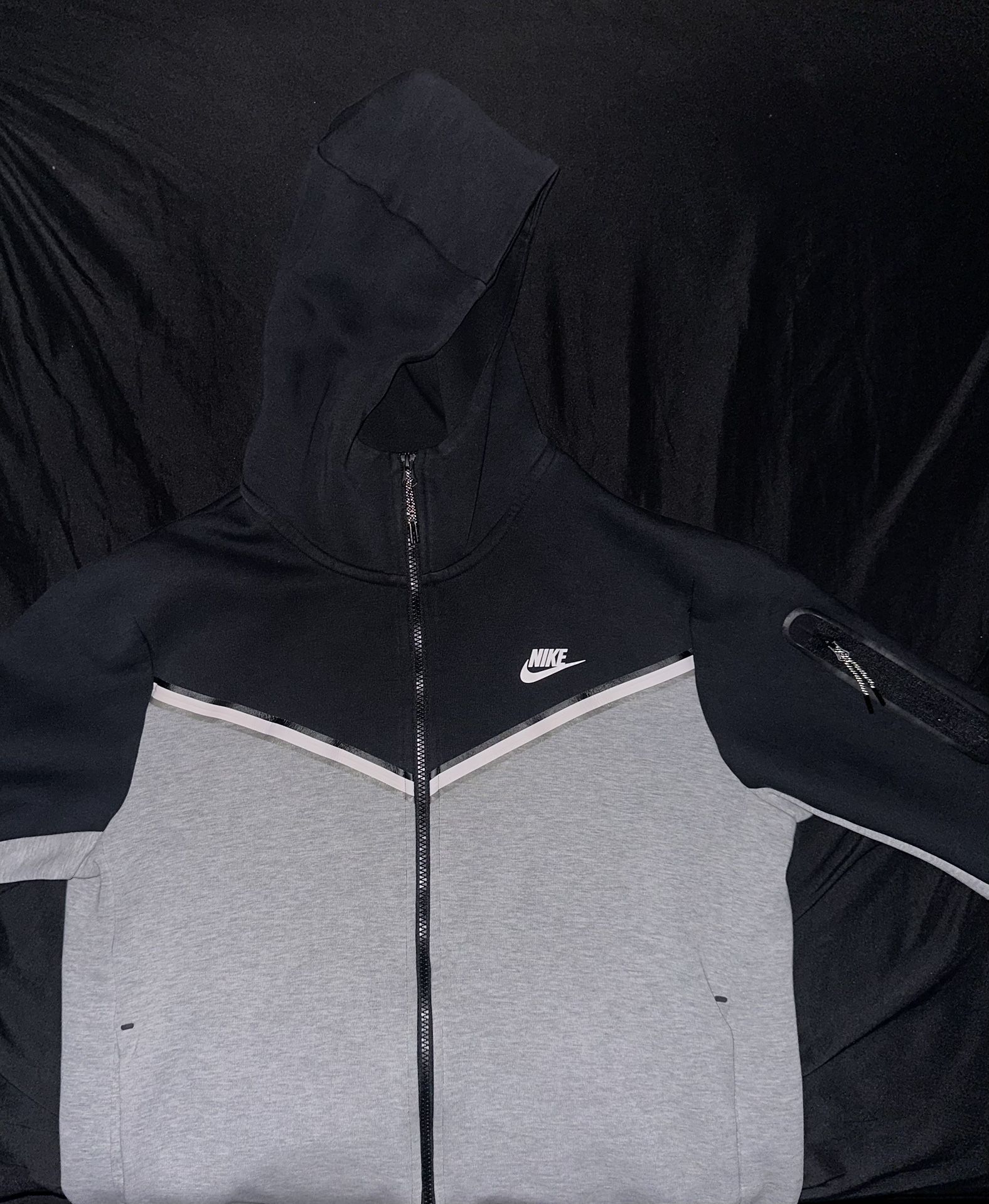 Nike Tech Fleece Full Zip Hoodie