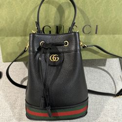 Authentic Gucci Bucket Bag 