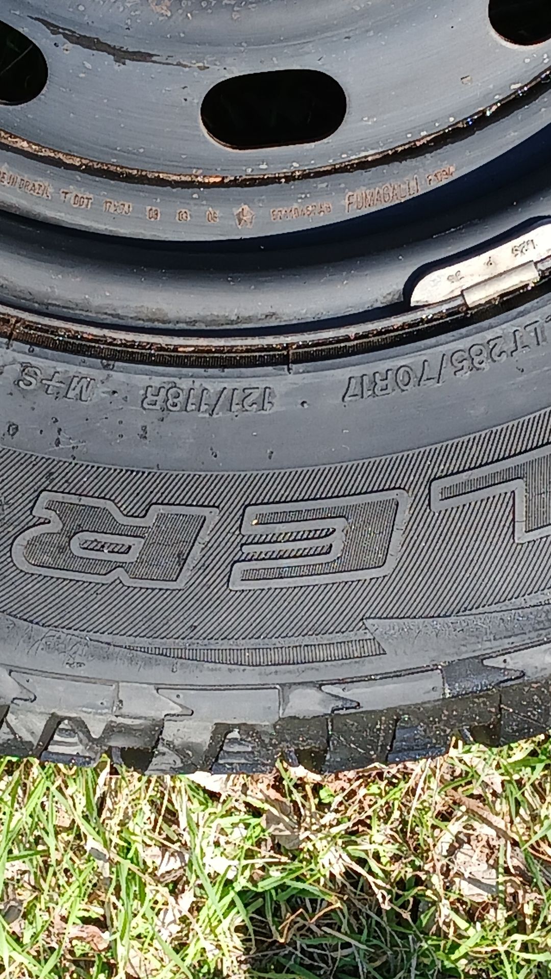 2 doge tires