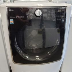 LG  Signature Large Capacity 5.2cu Ft Front Load Washer With Steam 