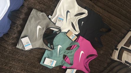 Women’s Nike sports Bra