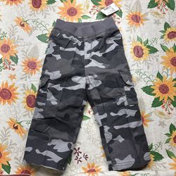 The childrens place Grey camo cargo pants with elastic waistband #kidswear #camopants