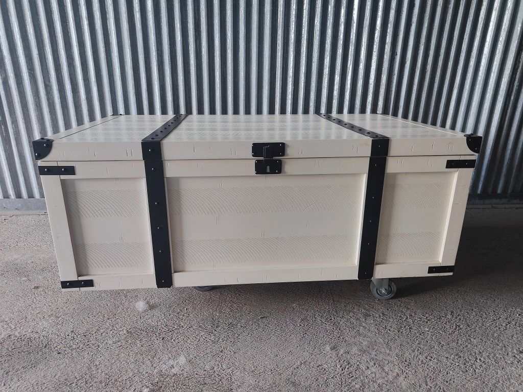 Montana White Storage Trunk Coffee Table