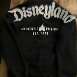 Disneyland black sweatshirt