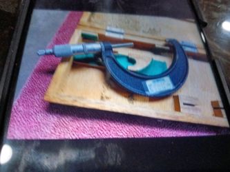 Helios dial caliper tool