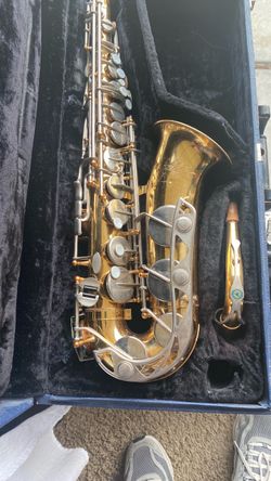 Vito ( Yamaha YAS23) alto saxophone