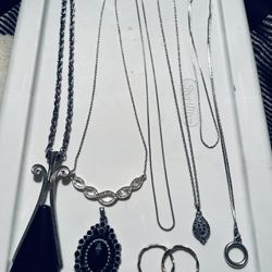 Vintage And Silver Necklaces, Jewelry And Accessories 
