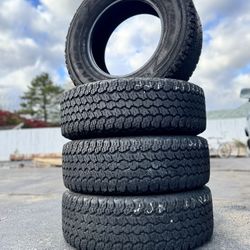 LT 265/70/17 Goodyear wrangler Kevlar all Terrain  tires…… 
