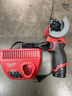 Milwaukee M12 Cut-Off Tool with Charger&battery