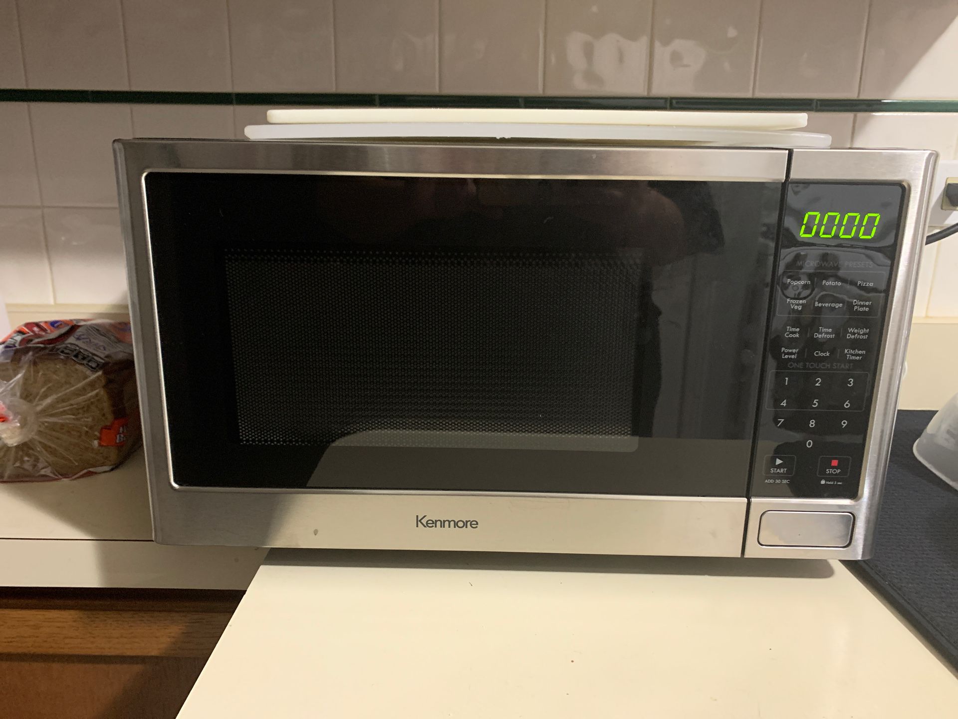 Almost New microwave!!