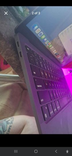Macbook air 8gb memory 13.3 in screen