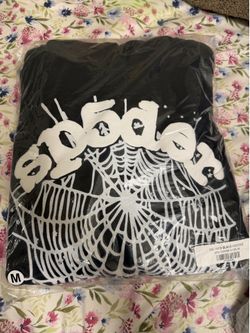 Black web hoodie